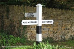 Signpost, The Street, Lea, Wiltshire 2019 Wallpaper