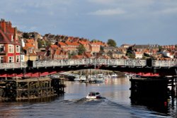 Bridge over River Esk, Whitby Wallpaper