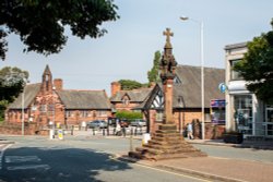 Bromborough Cross Wallpaper