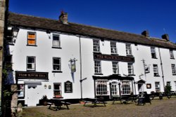 Black Bull Hotel, Reeth Wallpaper
