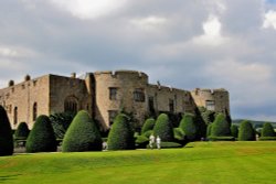 Chirk Castle, Wrexham Wallpaper