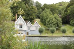Boat House at Park Place, Remenham Wallpaper
