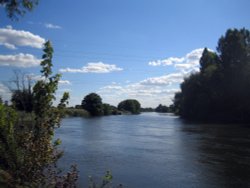 The River Thames at Culham Wallpaper