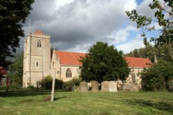 Storm clouds over Dorchester abbey Wallpaper