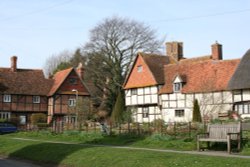 A quiet corner in Main Road, East Hagbourne Wallpaper
