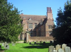 Mapledurham House and the churchyard, Mapledurham Wallpaper