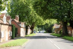 The main road through Nuneham Courtenay Wallpaper