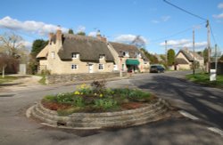 The village shop and post office, Weston-on-the-Green Wallpaper