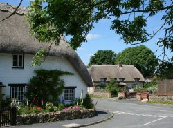Thatched period cottage in Ashbury Wallpaper