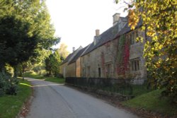 Cottages in Chastleton village Wallpaper