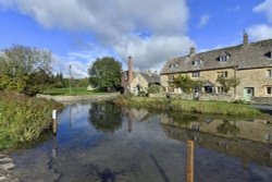 Lower Slaughter Wallpaper