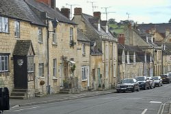 Winchcombe Wallpaper
