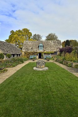 Snowshill Manor Garden