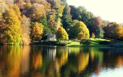 Stourhead Gardens, Autumnal reflections. Wallpaper