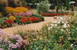 Compton Acres Garden Wallpaper