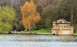 Boathouse View at Newmillerdam Wallpaper