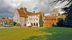 Winchester Cathedral Wallpaper