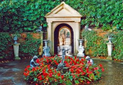 Compton Acres Garden Wallpaper