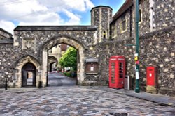 The Entrance to King's School in Canterbury Wallpaper