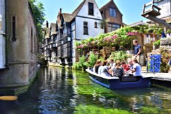 You Can Take a River Tour from Next to the Huguenot Weaver's Houses at King's Bridge on High Street Wallpaper