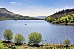 Ladybower View From the Snake Pass Wallpaper