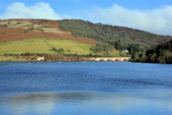 View North Across Ladybower with the Ashopton Road Bridge Wallpaper