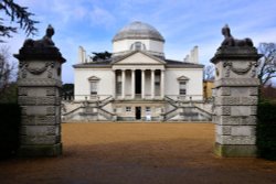 The Neo-Palladian Chiswick House in West London Wallpaper
