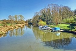 The River Medway at Barming, Maidstone Wallpaper