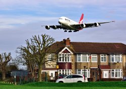 Qantas A380 Arriving at Heathrow Wallpaper
