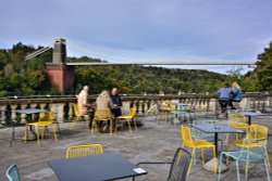 The White Lion Viewing Terrace to the Clifton Suspension Bridge Wallpaper
