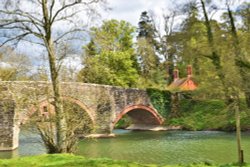 Bridge over the River Teme at Bromfield.