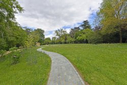 Blenheim Palace Garden, The Churchill Memorial Garden Wallpaper
