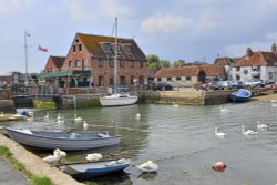 An arm of Chichester Harbour at Emsworth Wallpaper