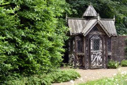 Woolbeding Gardens - Summer House