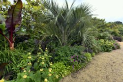 Arundel Castle Gardens Wallpaper