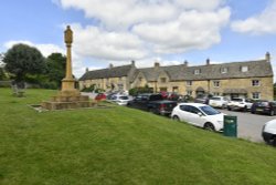 Guiting Power Village Wallpaper