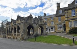 Chipping Campden Wallpaper
