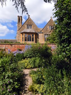 Hidcote Manor Garden