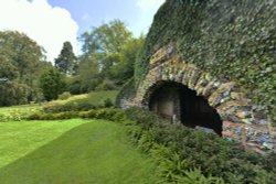 Clandon House Grounds Wallpaper