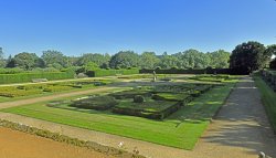 Penshurst Place Gardens Wallpaper