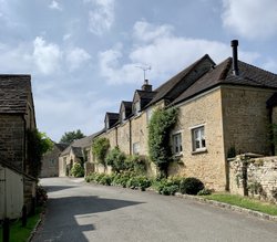 The Peaceful Cotswold Village of Duntisbourne Abbots Wallpaper