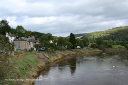 The River Wye at Tintern Wallpaper