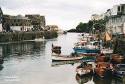 Looe harbour Wallpaper