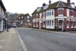 The Bishop on the Bridge Hotel by the River Itchen Wallpaper