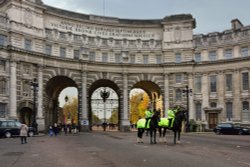 Mounted Police on Duty at Admiralty Arch Wallpaper
