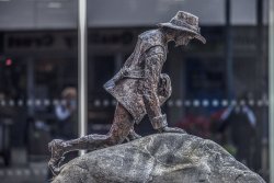 Statue of Edward Winslow, Pilgrim Father, Droitwich Spa