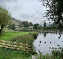 Kilnsey trout centre Wallpaper