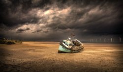 The Approaching Storm - Redcar, North Yorkshire Wallpaper