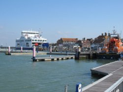 Yarmouth Harbour, Isle of Wight Wallpaper