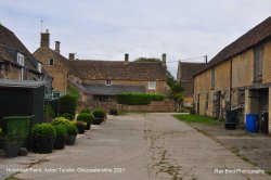 Hollybush Farm, Acton Turville, Gloucestershire 2021 Wallpaper